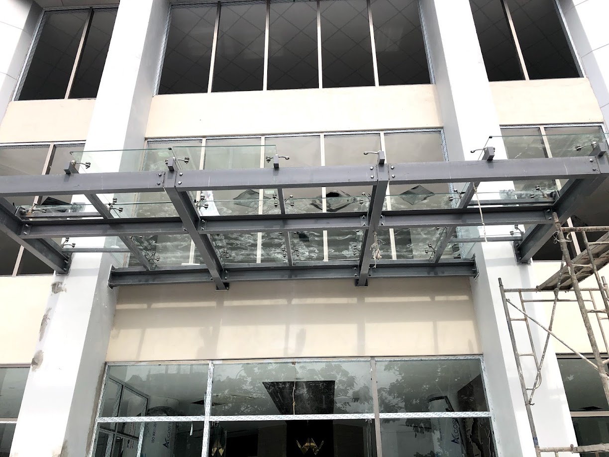 Mái kính cường lực